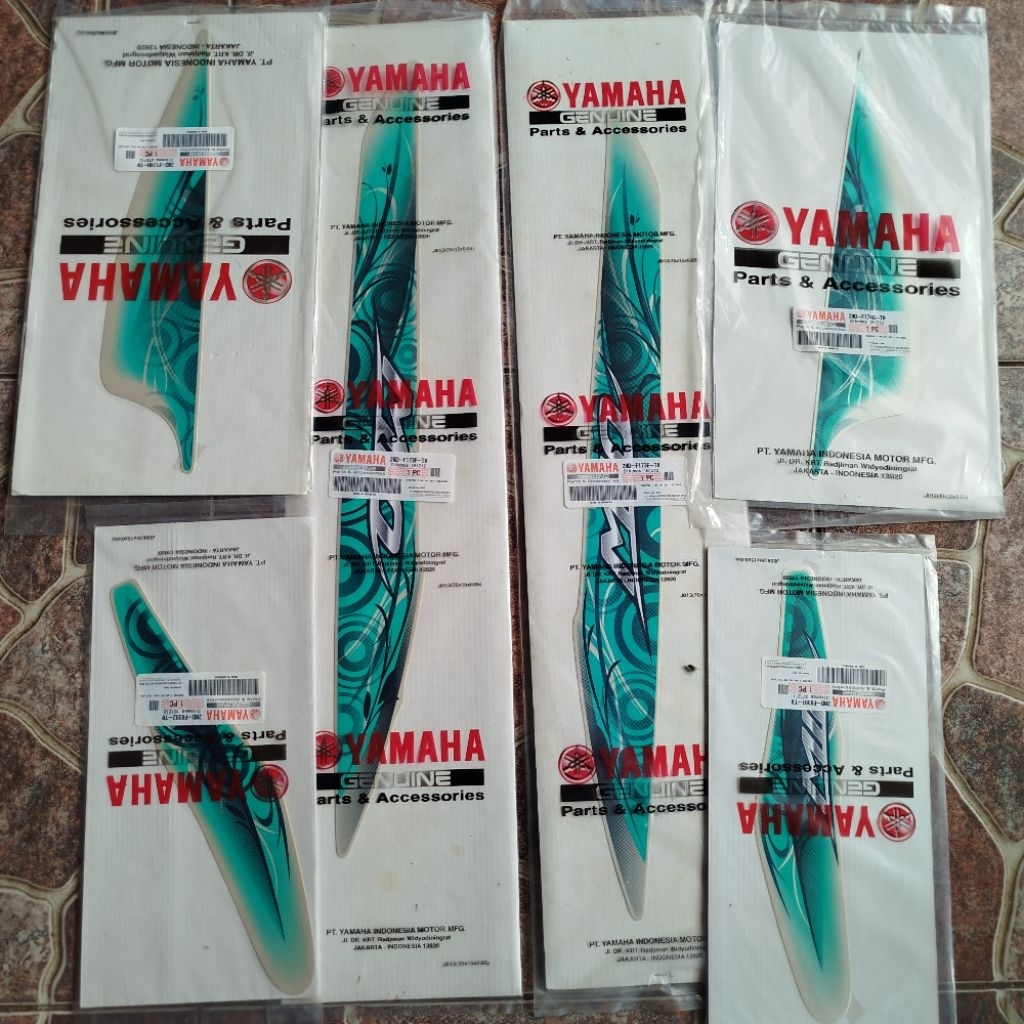 Stiker Striping Graphic Yamaha Mio Smile Sporty Putih 2011 Original YGP