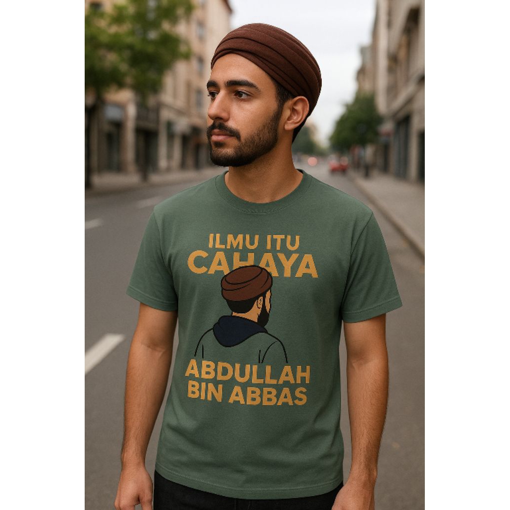 Kaos Dakwah Islami Kata Bijak Abdullah bin Abbas – Ilmu Itu Cahaya | Muslim Wear Keren
