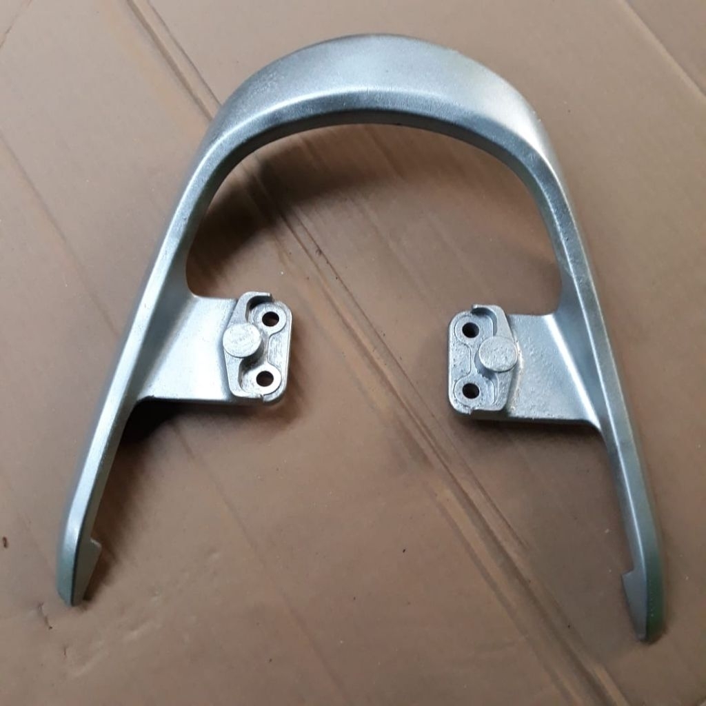 behel pegangan jok belakang Supra x 125 lama bekas pakai ori copotan motor