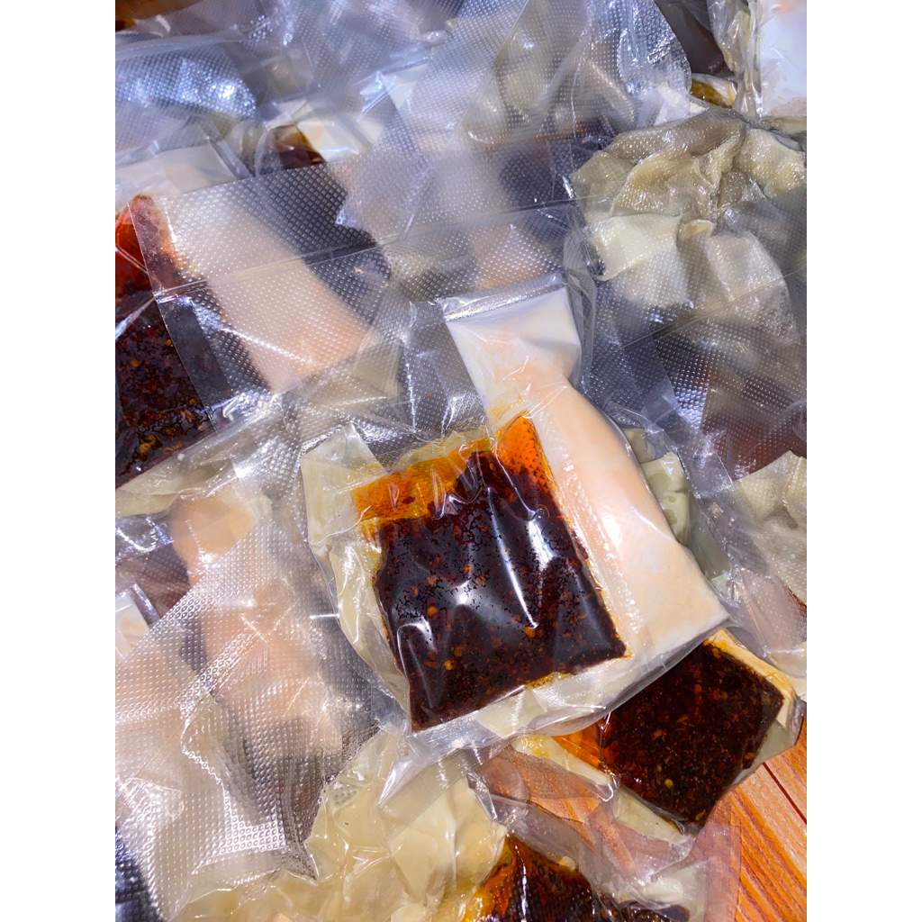 

pangsit kuah keju chili oil by jejajanan_id