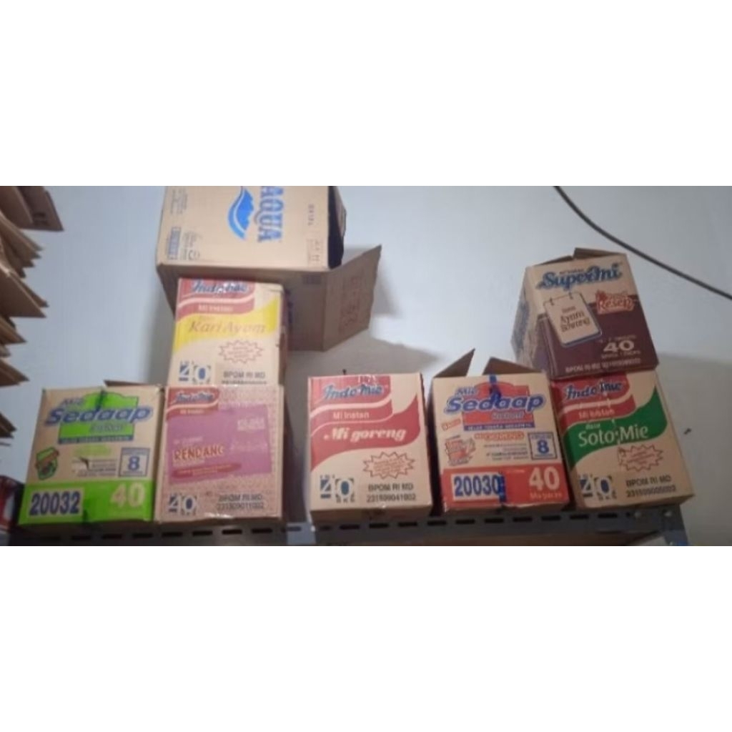 

KARDUS BEKAS Mie Instant/Minuman Mineral dan Lainnya TAMBAHAN UNTUK PACKING AMAN