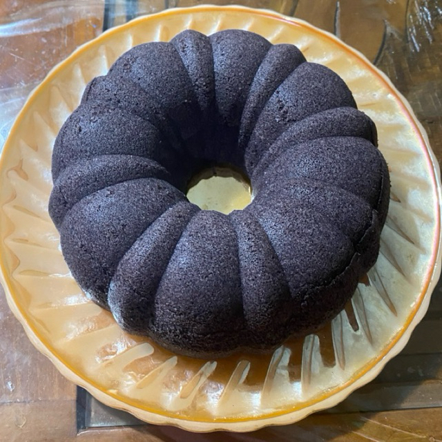 

BOLU KETAN HITAM KEJU LUMER PREMIUM