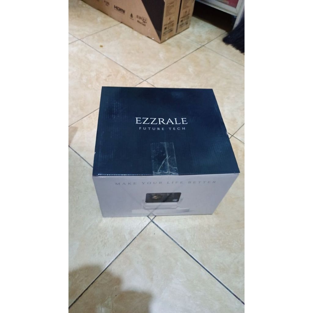 Proyektor Ezzrale X-Style Mini 720p 170 ANSI Smart Android Proyektor