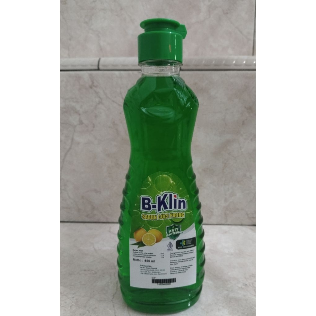 Sabun Cuci Piring Cair B-Klin Wangi Lemon