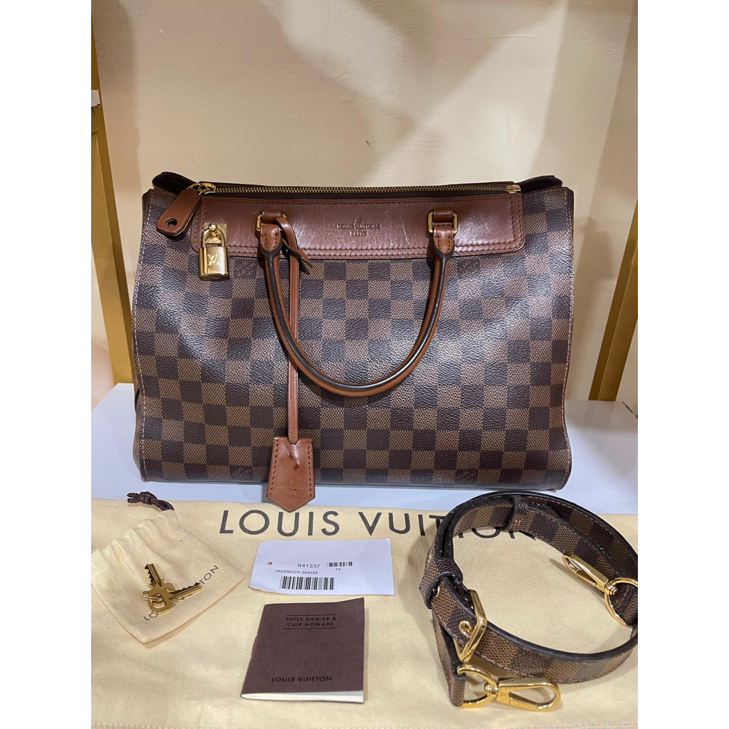 LV Greenwich 2014 Damier ebene authentic