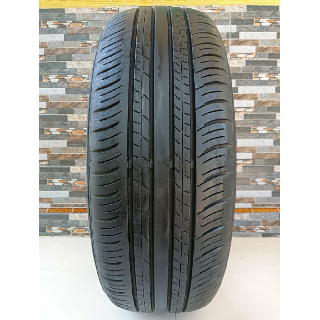 Dunlop Enasave Ec300+ 215/60R17