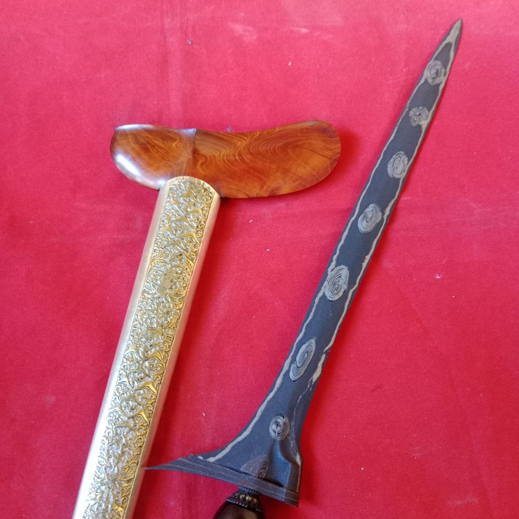 Koleksi Dhapur Tilam Sari Pamor wengkon & Puser Bumi Tangguh HB ( Hamengku Buwono)