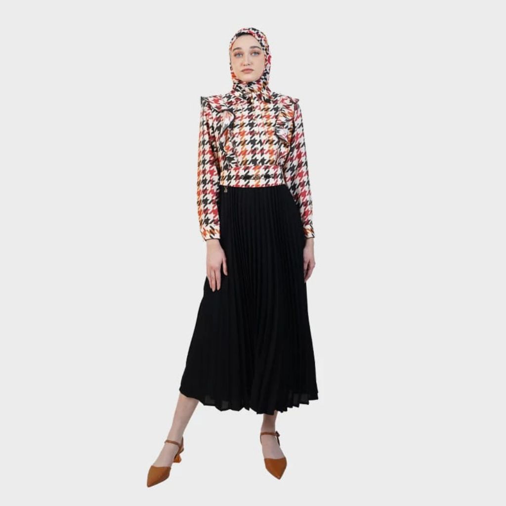 C9990 - Swift Ruffle Casual Muslimah Dress by Hikmat | Dress Glamor | Dress Mewah | Hikmat | D'Hijab