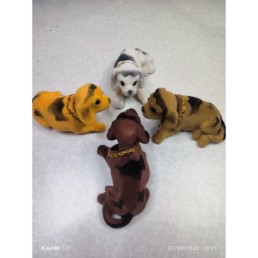 mainan hiasan mobil hewan anjing kepala goyang