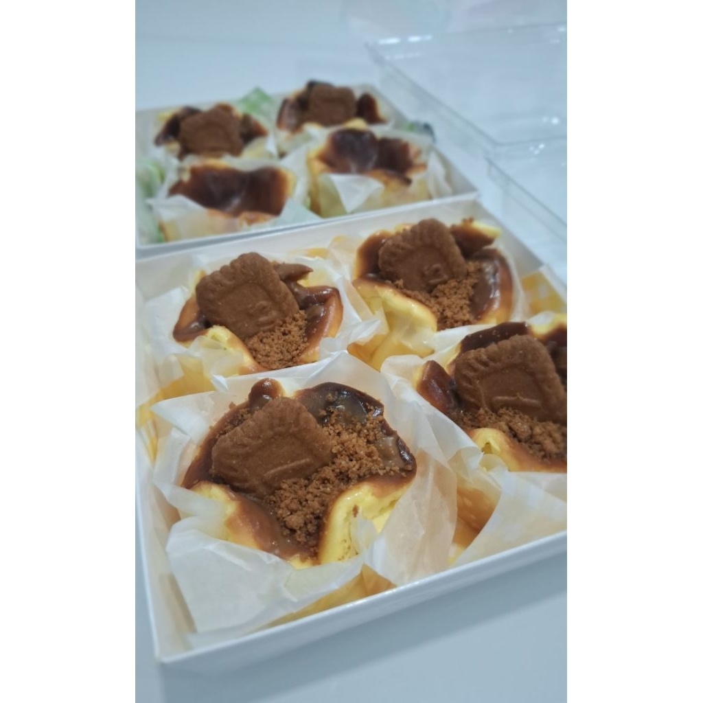 Mini Burnt Cheesecake