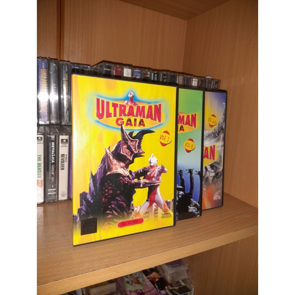 Sepaket VCD original Ultraman Gaia (Seri 1,6,26)