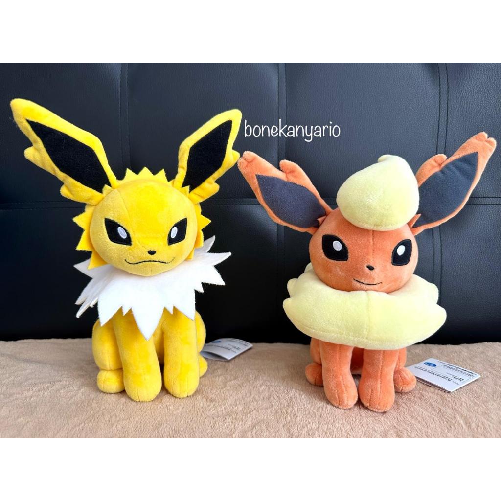 Boneka Pokemon Jolteon Flareon Mofugutto BIG Plush Original Banpresto Bandai Jepang Eevee Vaporeon