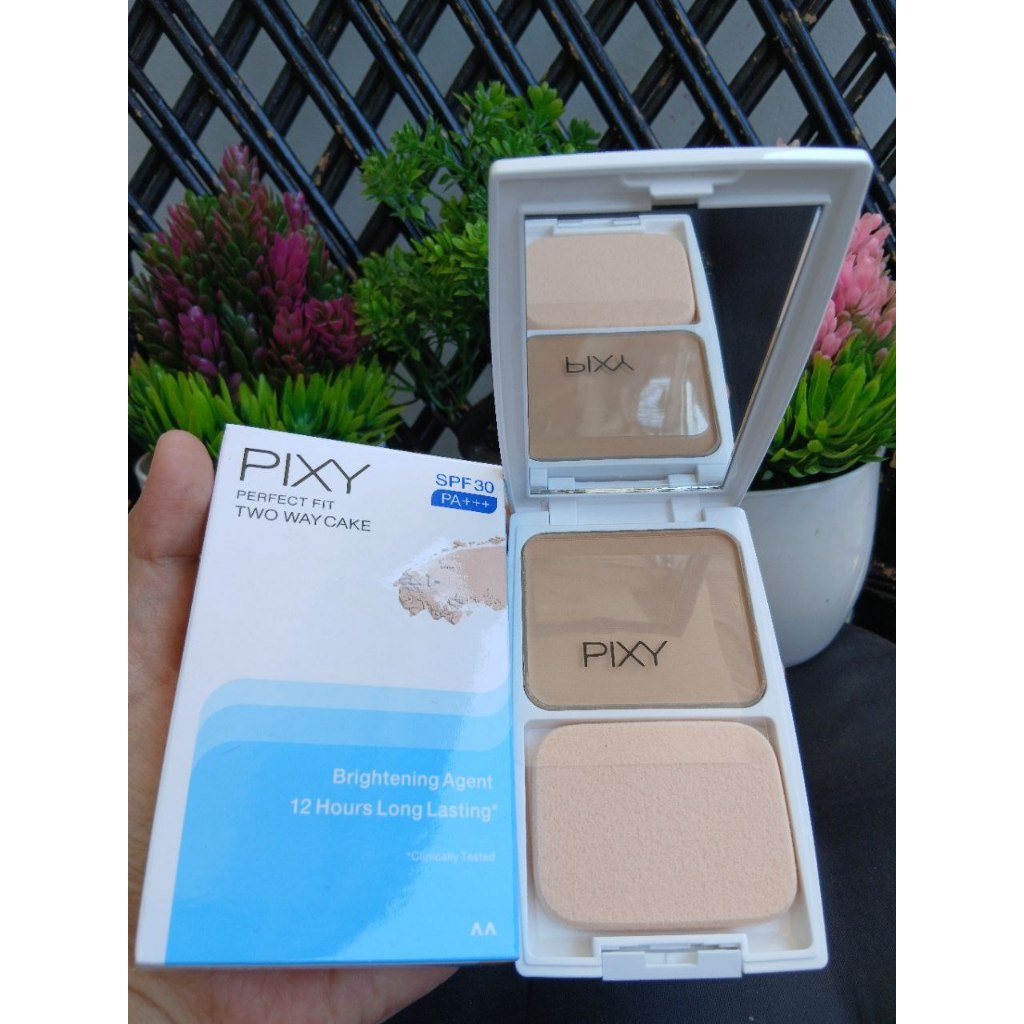 PIXY bedak TWC Perfect Fit - 02 yellow beige