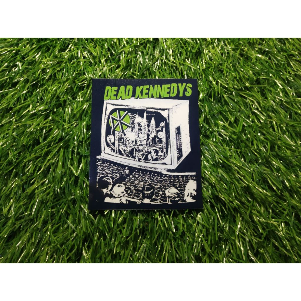 

stiker vinyl dead kennedys