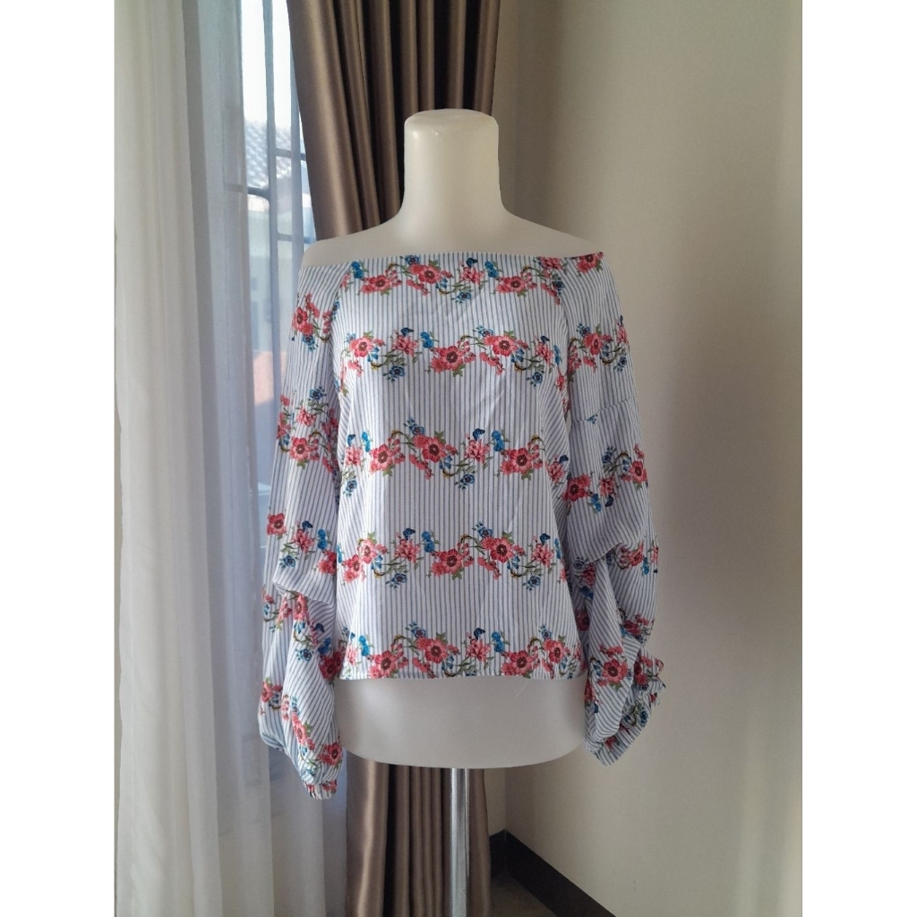 Blouse Sabrina Floral, Floral Sabrina Blouse, Blouse Sabrina