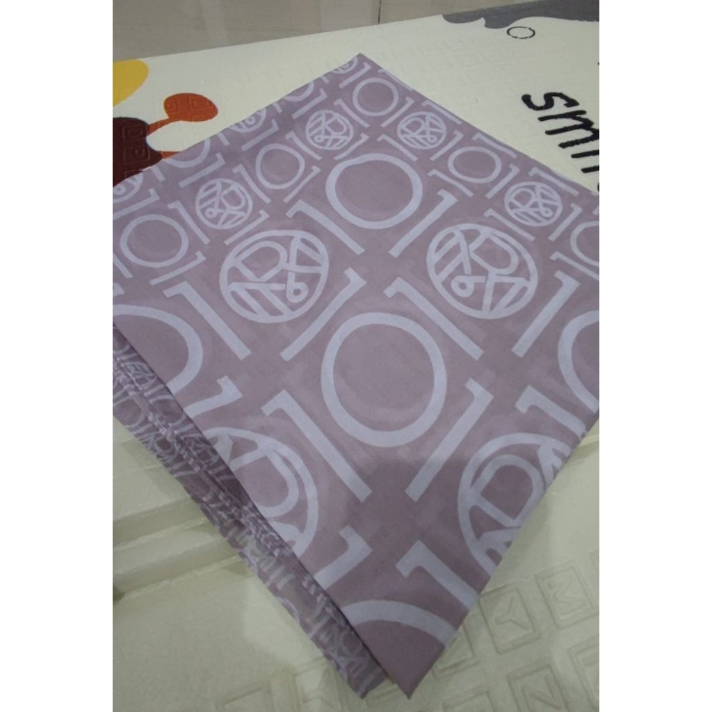 preloved scarf monogram dekade ria miranda