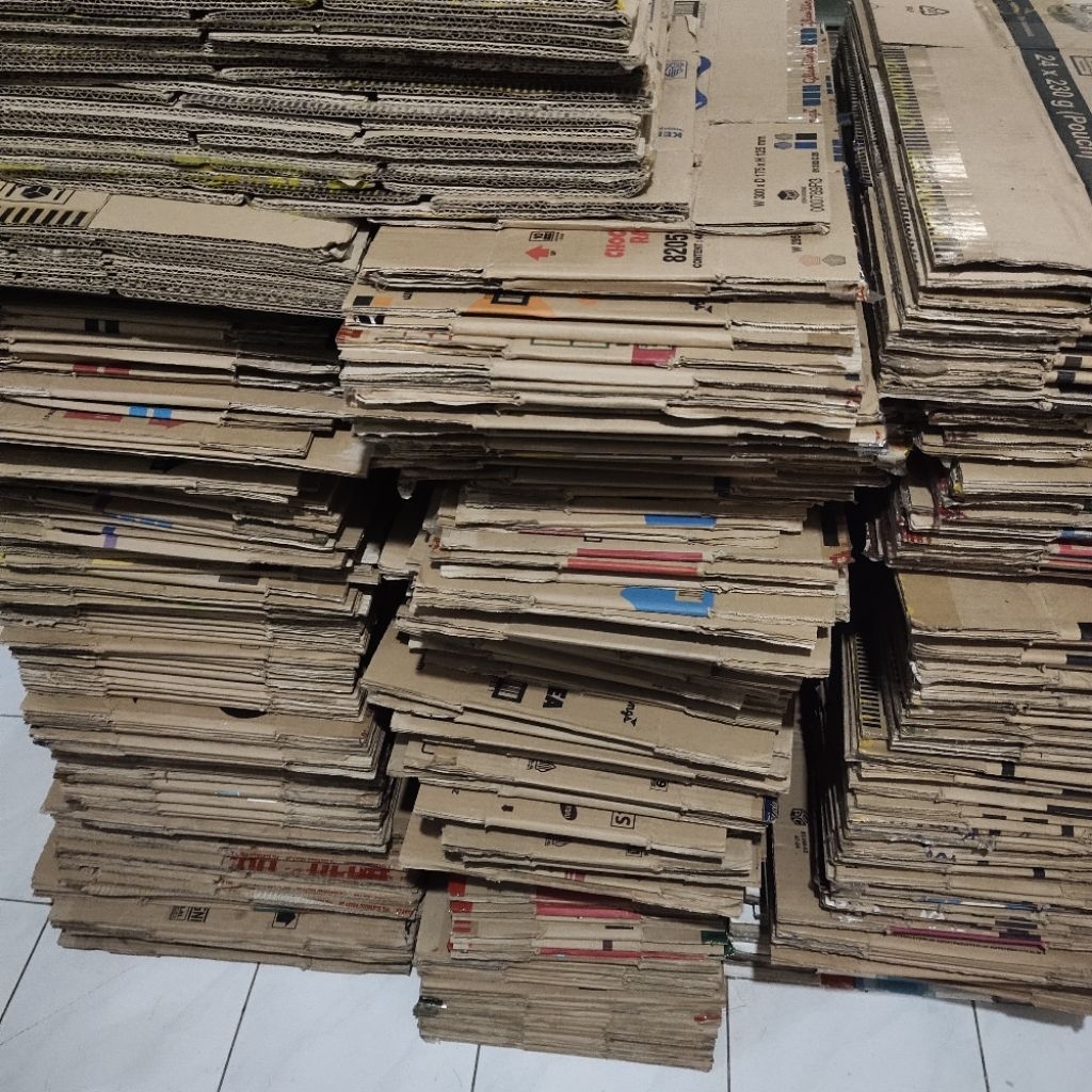 

KARDUS BEKAS KILOAN 1 KG