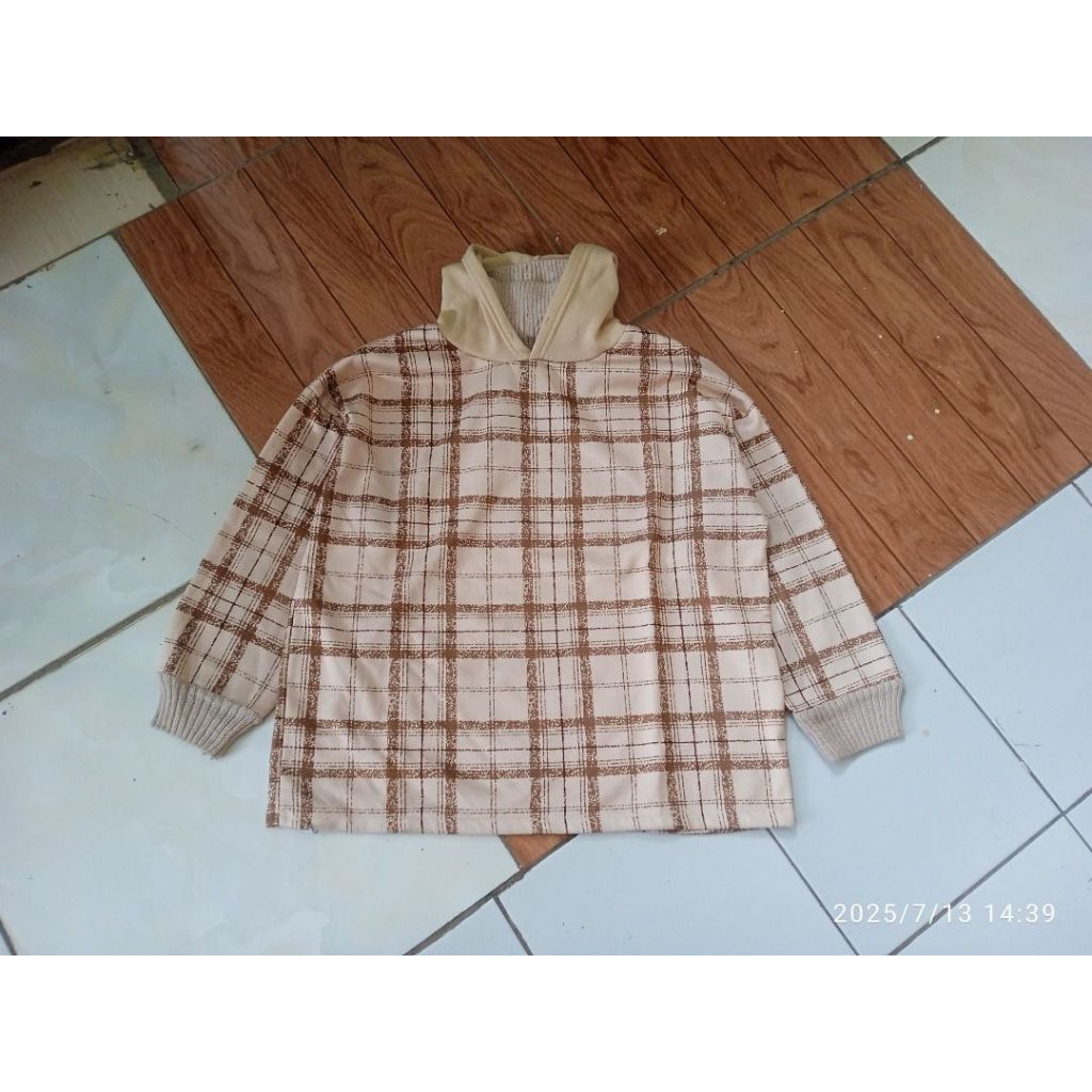 Hoodie Flannel Boxy Cut Plaid Pattern