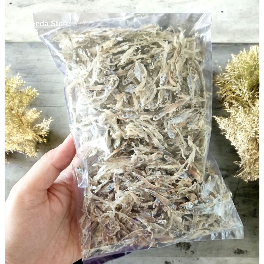 

Ikan Teri Nasi Kering Tawar Super Premium Mentah Grade A dan Tidak Pahit Asli Nelayan Madura