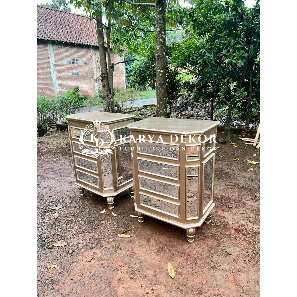 

kotak angpao limas / kotak limas kaca / kotak uang limas kaca