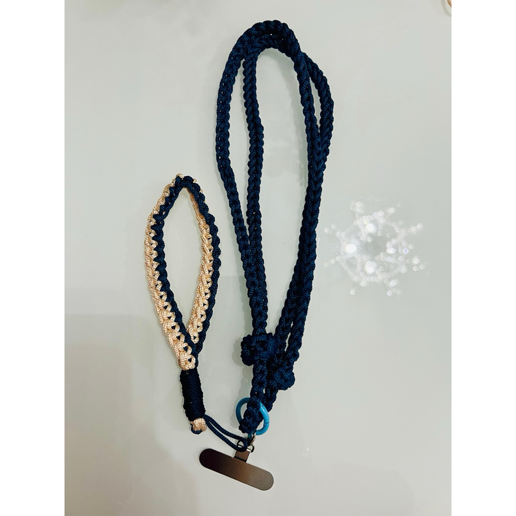 Tali Gantungan HP Rajut Fleksibel dengan Lempengan Besi Baja