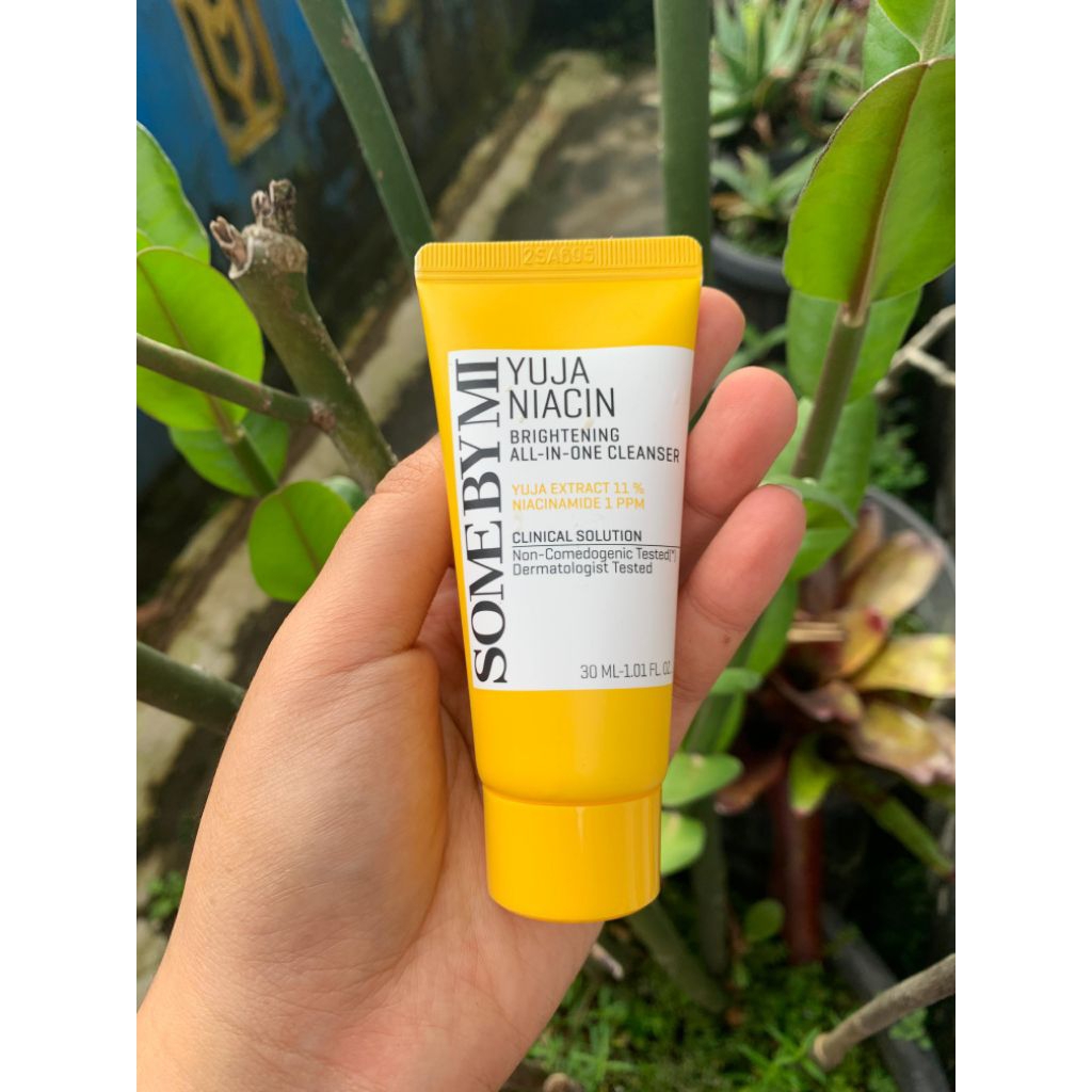 [TRAVEL SIZE] Facial wash Some by mi Yuja Niacin 30ml