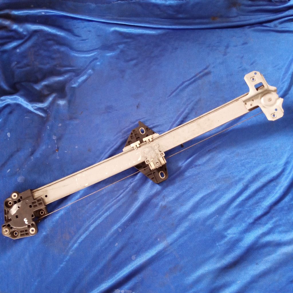 Copotan Regulator CRV gen3 bagian Depan Kiri