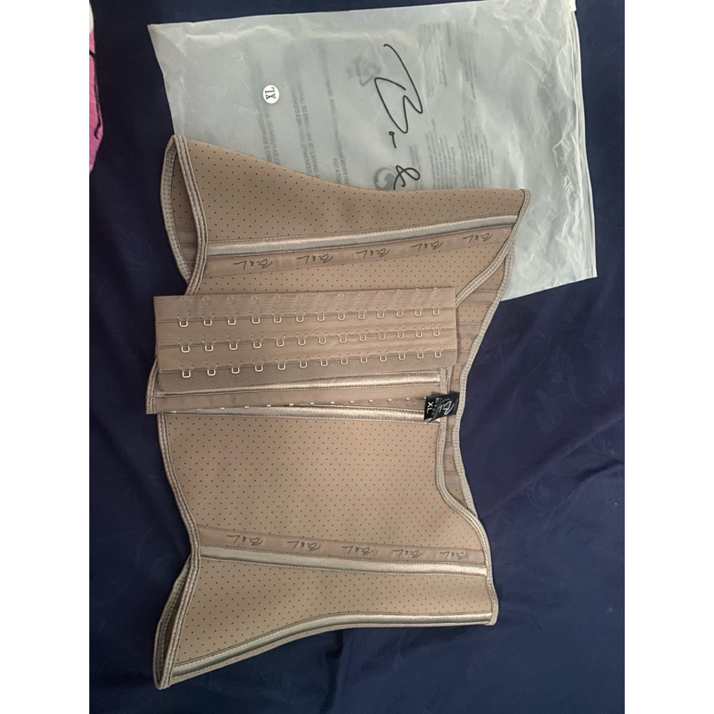 KORSET CIKOR PRELOVE