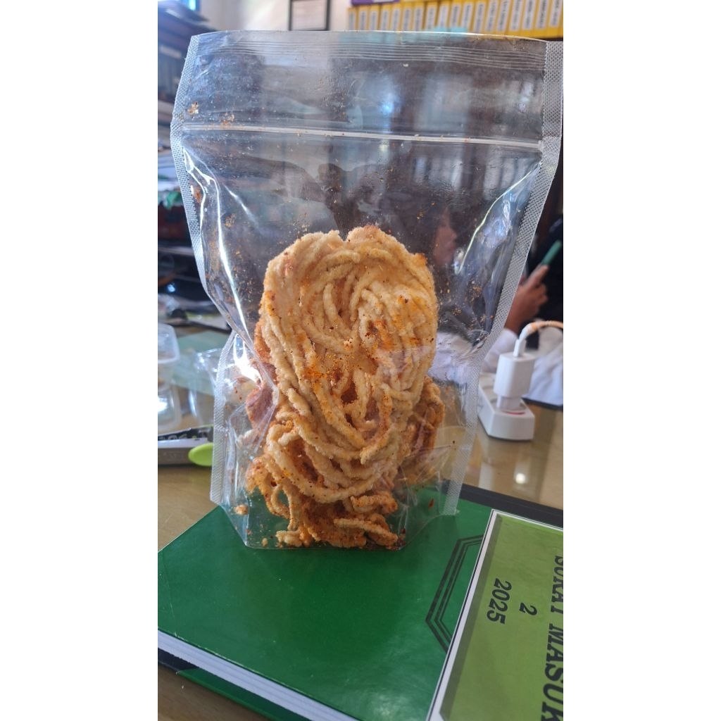 

Mie Kua Mie Kering Pedas Snack Renyah tinggal makan