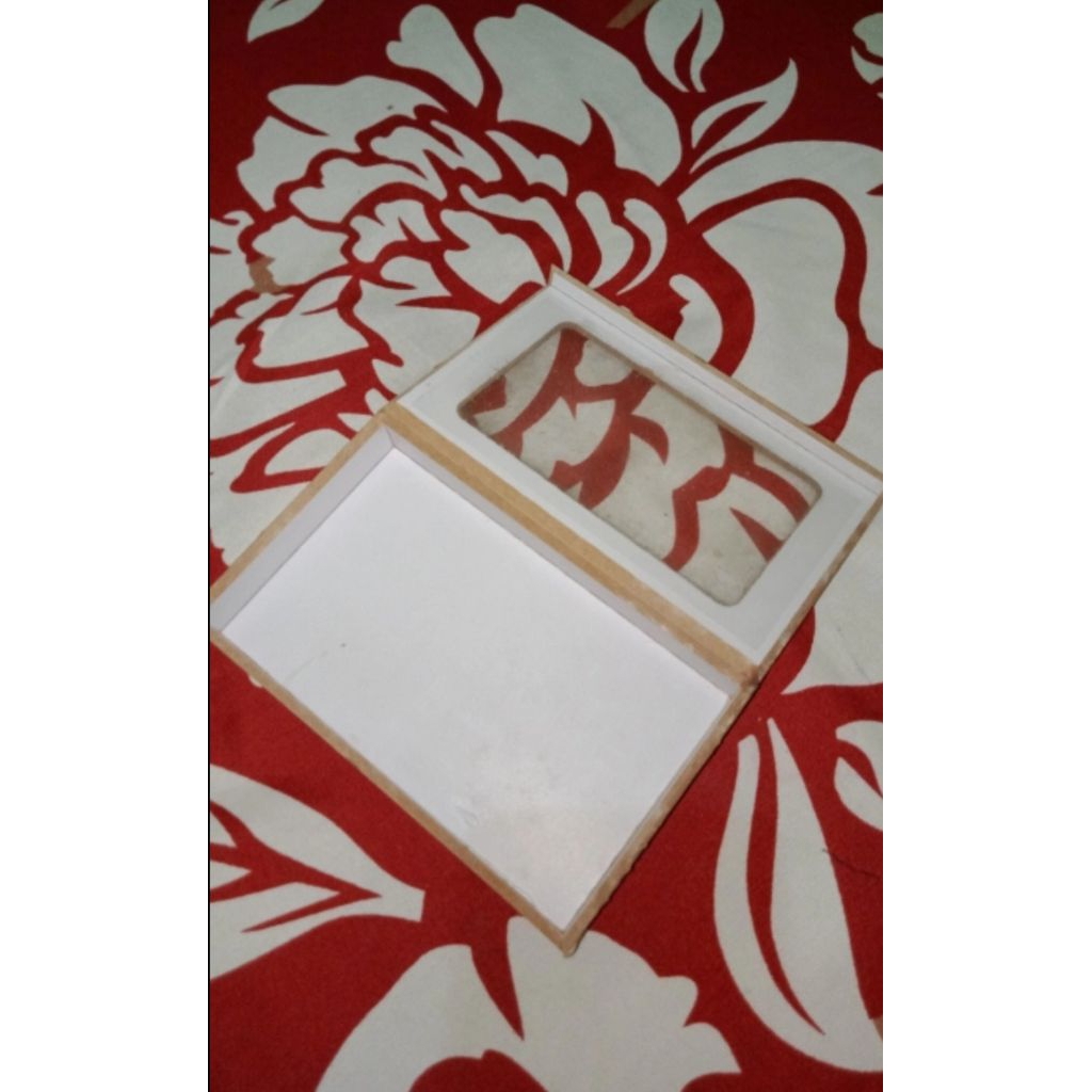 

box mini kayu