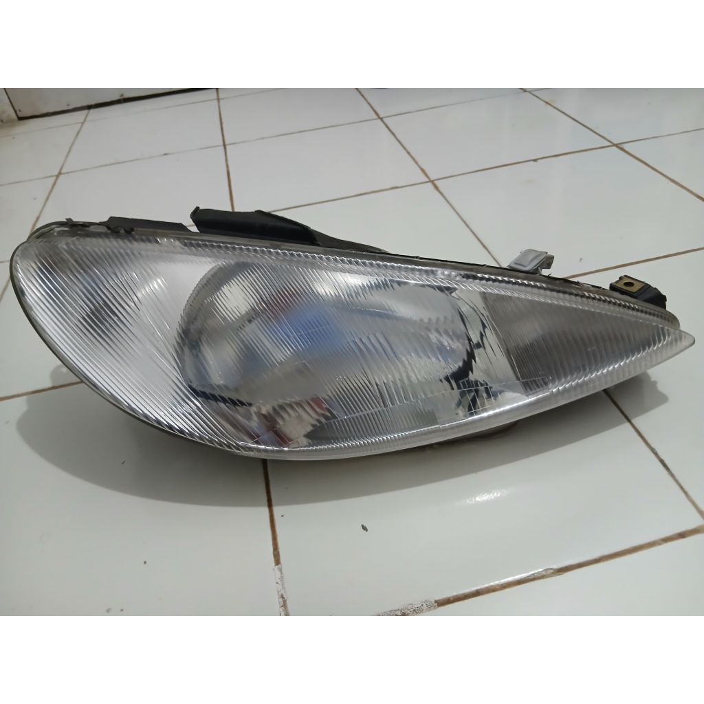 headlamp lampu depan peugeot 206 sebelah kanan