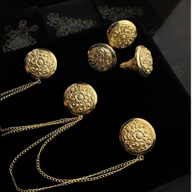 TAKSU JEWELRY - Set Bros Tatahan Klasik Bali Alpaka Premium Lapis Emas 24K Aksesoris Kebaya Bali Sub