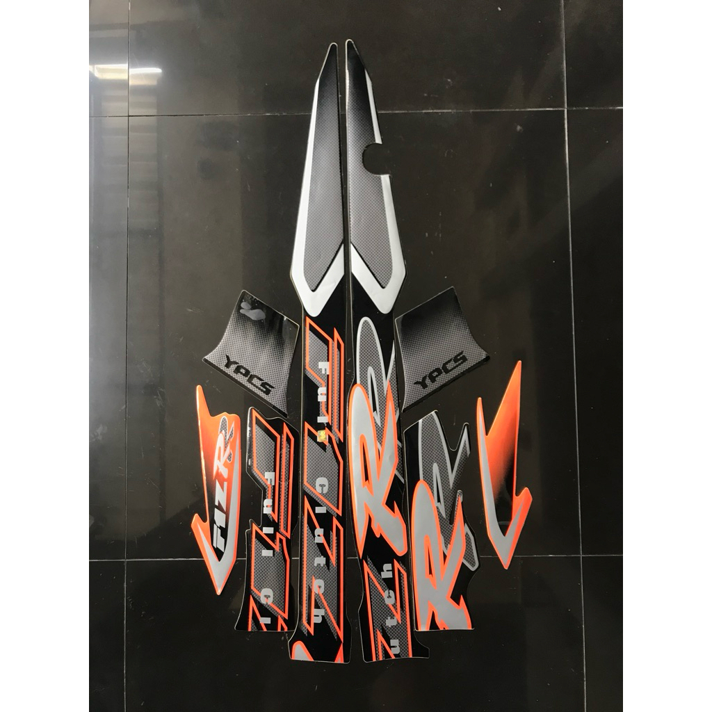STRIPING STIKER FIZ R FULL CLUTCH 2001 HITAM ORANGE