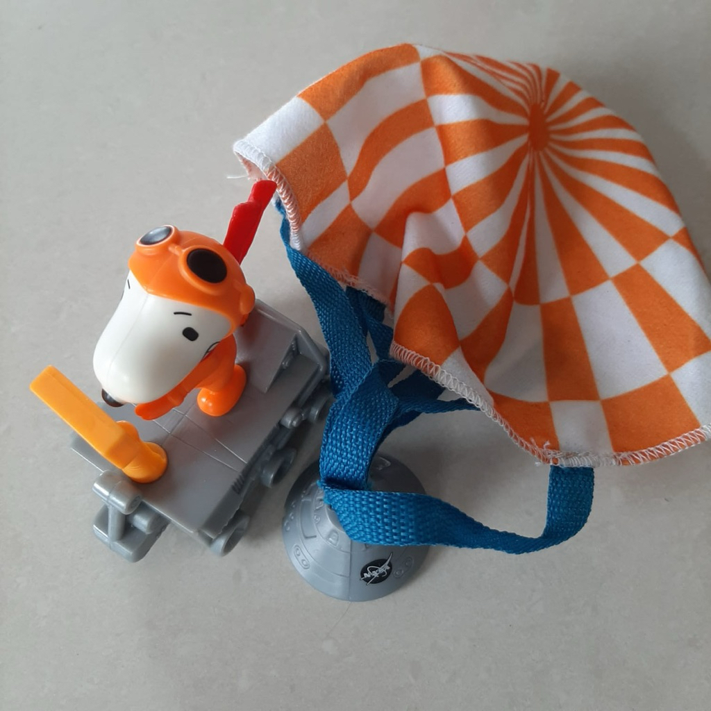 Peanuts McD, Snoopy dan Kapsul Nasa, set