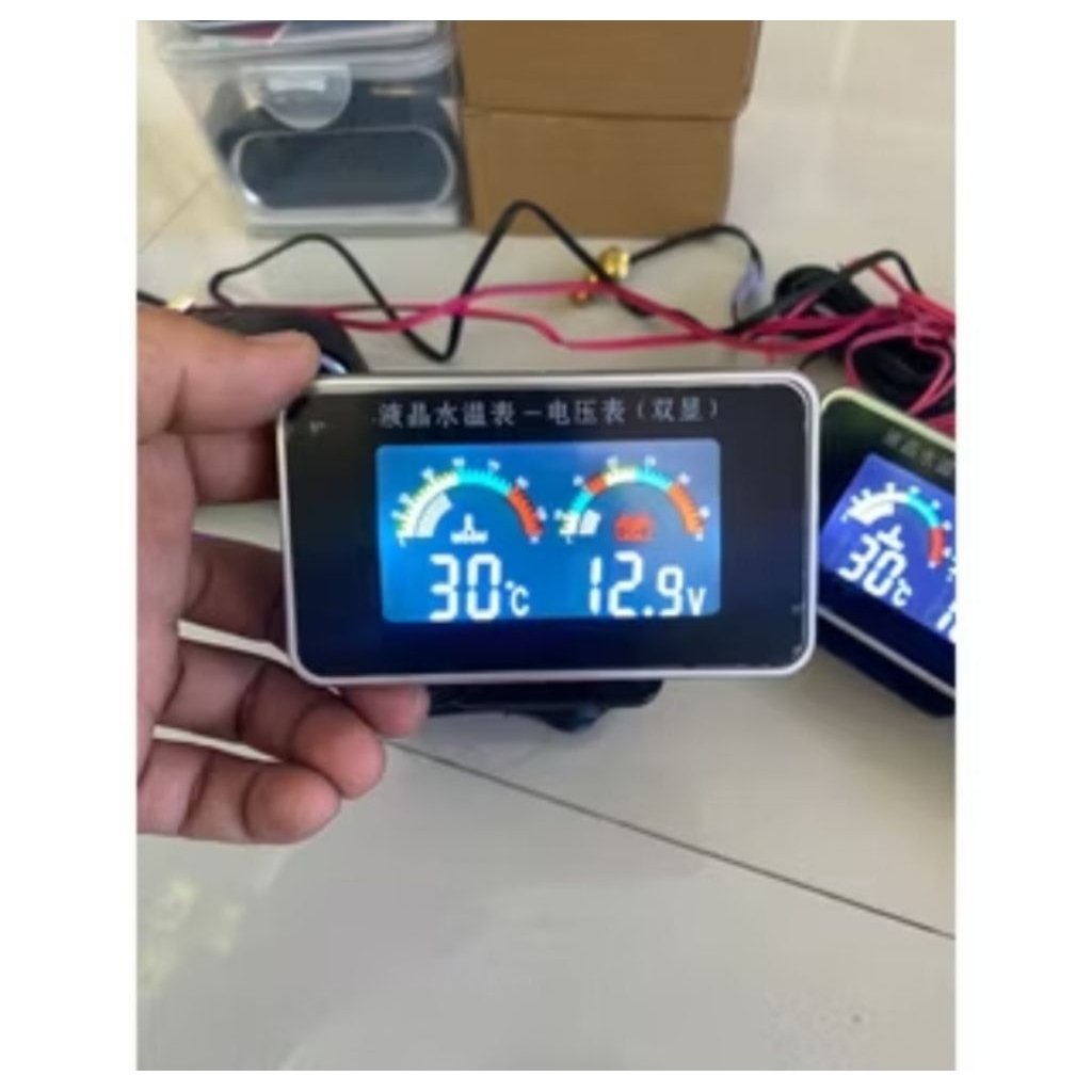 volt meter motor mobil