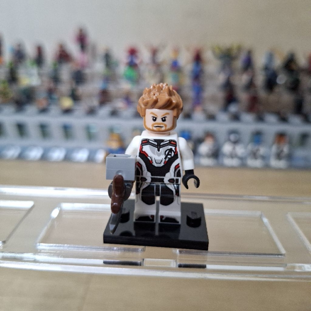Lego Minifigure Thor - White Jumpsuit SH0572