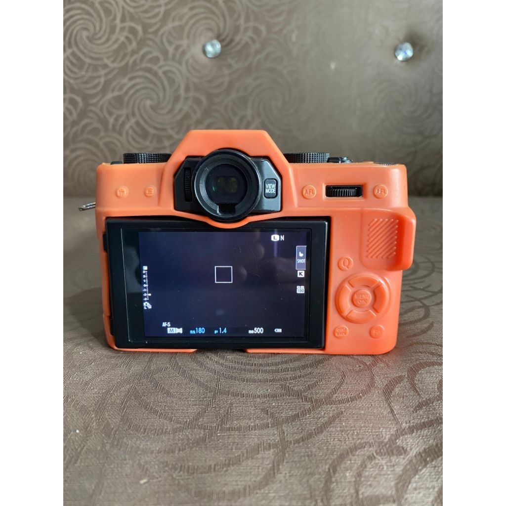 Camera Fuji XT-20 + Lensa Fuji Non 1.4 (Second Original)