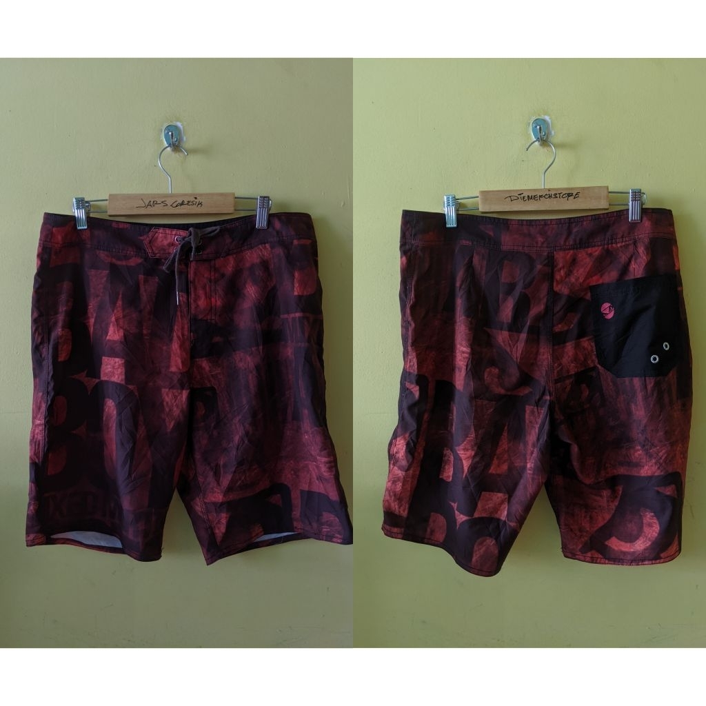 (Celana Branded) Bad Boy Mixed Martial Arts Spell Out Logo Fullprint Board Shorts