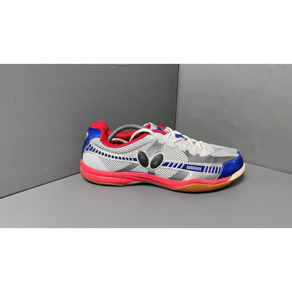 sepatu tenis meja/ sepatu second/ butterfly