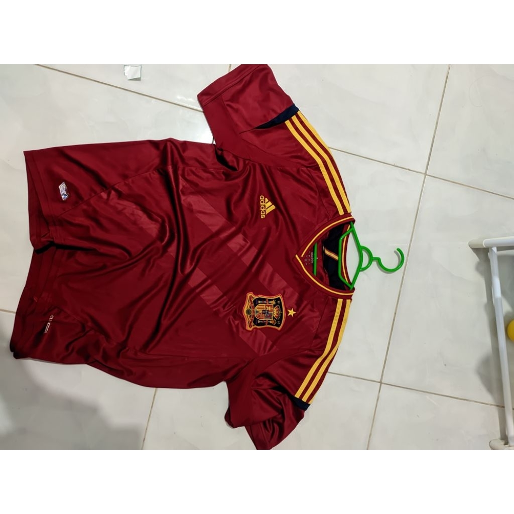 jersey bola spanyol 2011 home sudah di pesan