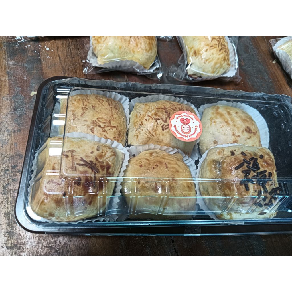 

Bolen pisang PASTRY LUMER