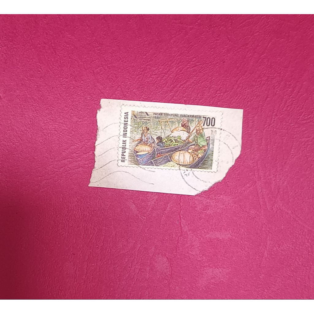 

Perangko Kuno 700 thn 1995