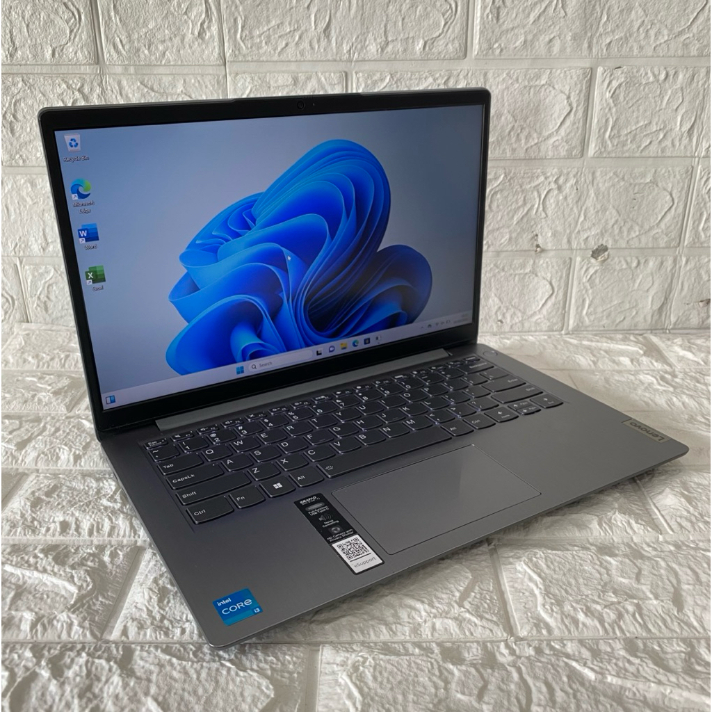 laptop Lenovo Ideapad  Slim 3 i3 1251U Ram 16gb