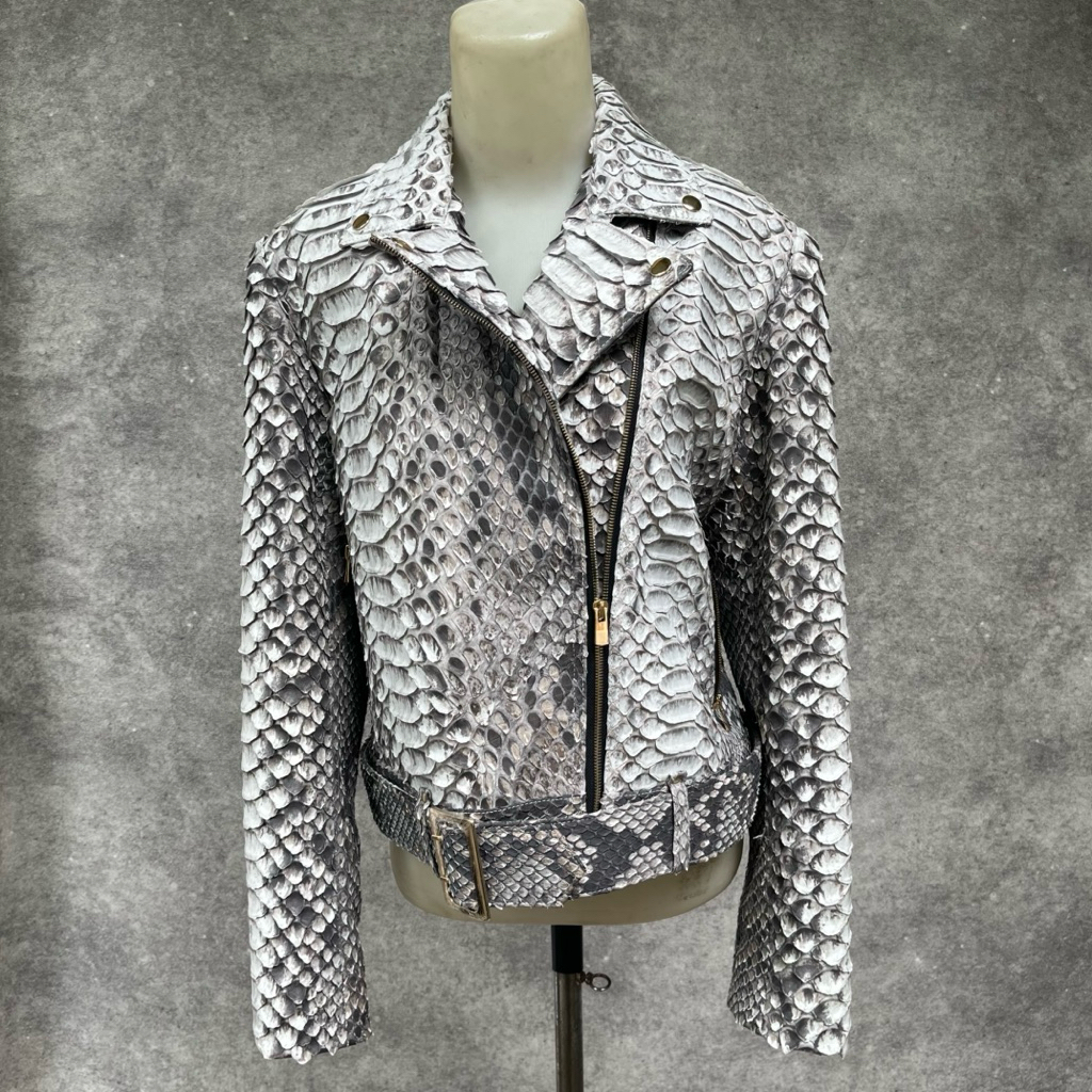 AA LEATHER Jaket Biker Kulit Ular Python Asli – Desain Eksklusif dengan Sabuk & Resleting Premium