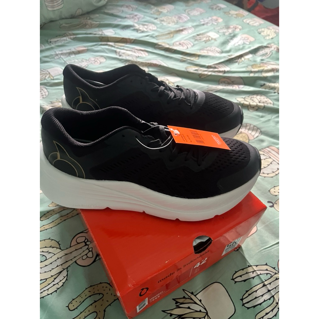 sepatu ortuseight hyperblast