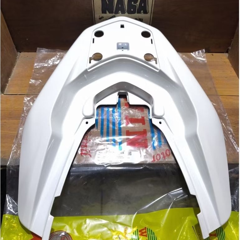 Cover Stop Besar Body Belakang PCX 150 Putih Kualitas Original
