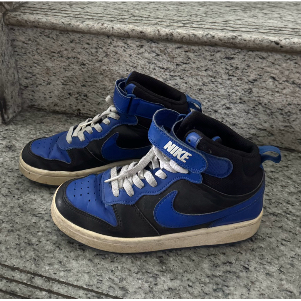 Original Ori Nike Court Borough Mid 2  Size 4.5Y