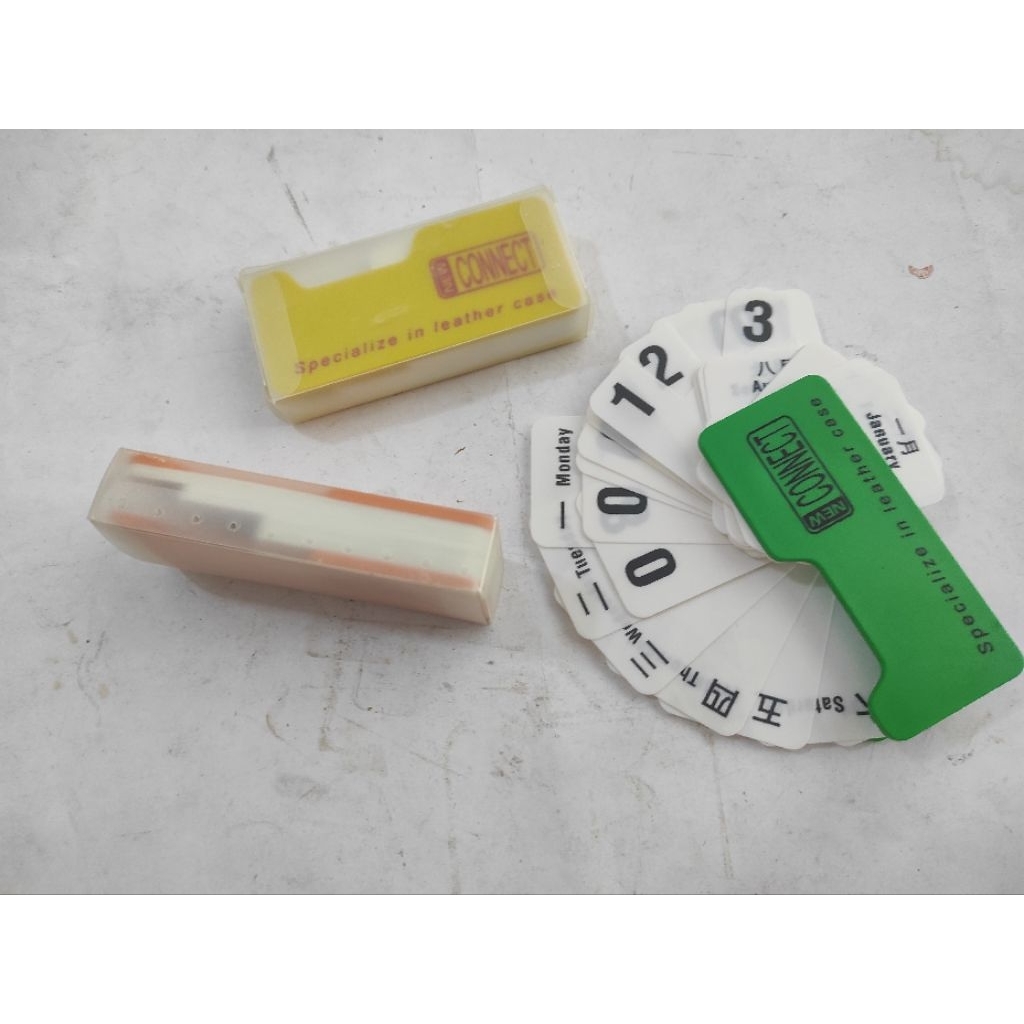 

kalender multifungsi bahan plastik awer