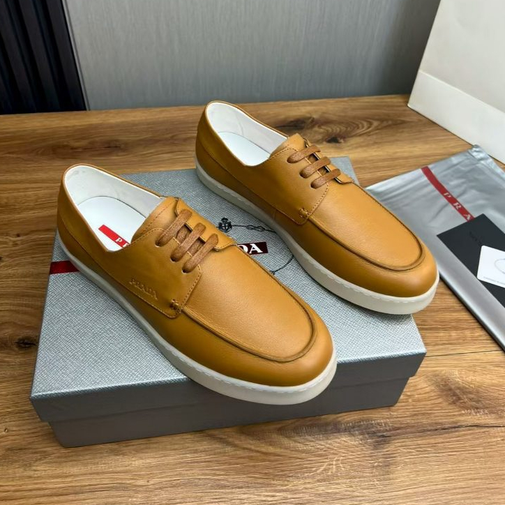 Prada high-end new men's casual shoes, fashionable and comfortable leather sports shoes, flat shoes,