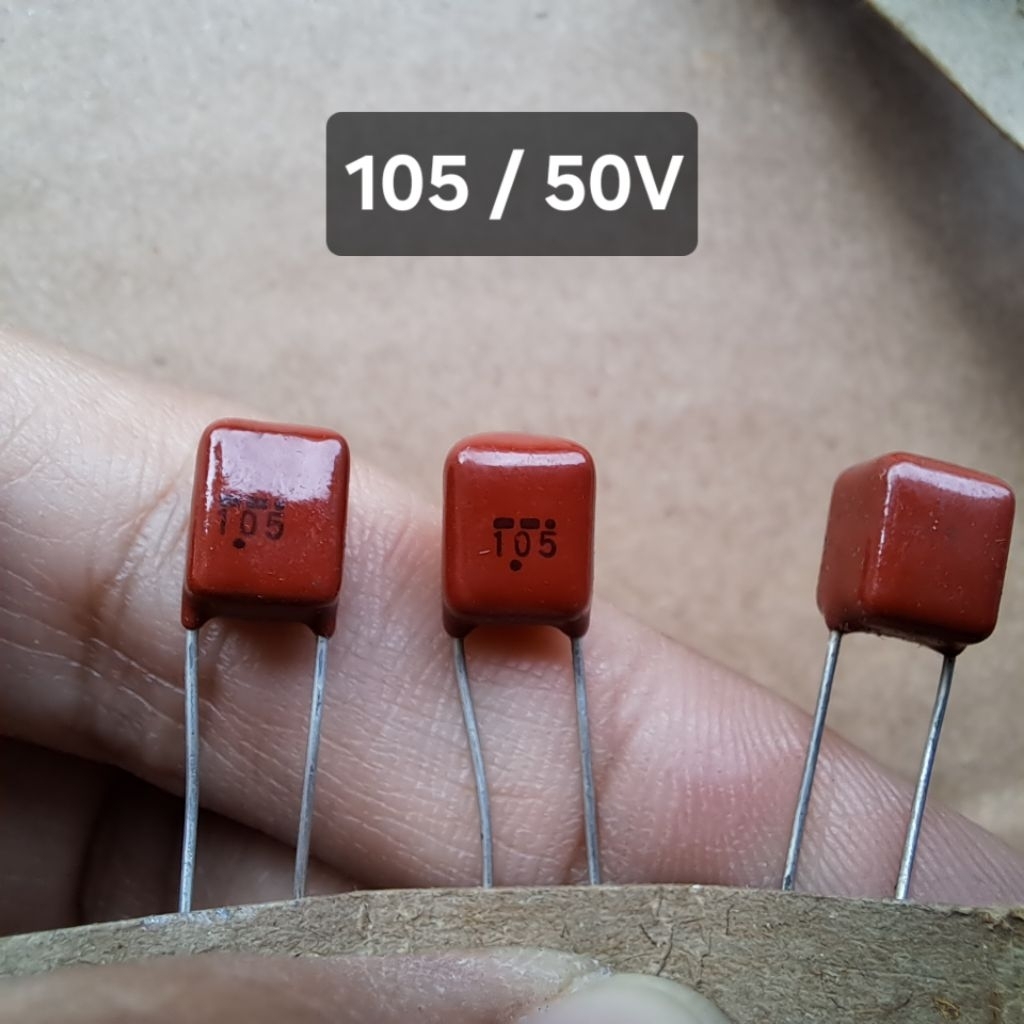 Kapasitor 105 / 50V